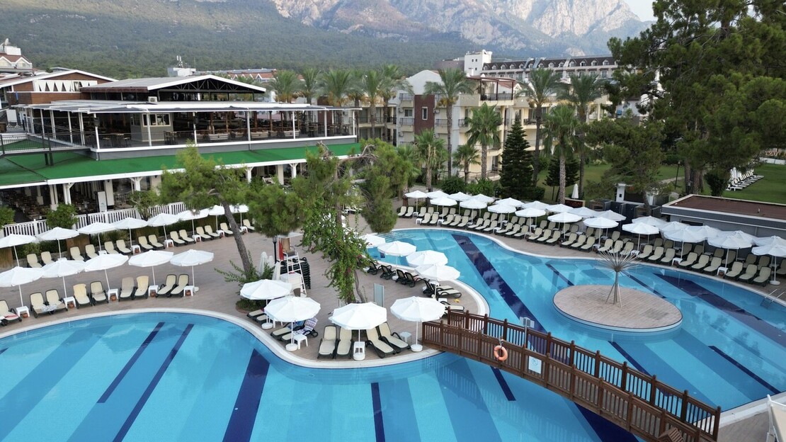 Crystal Aura Beach Resort & Spa